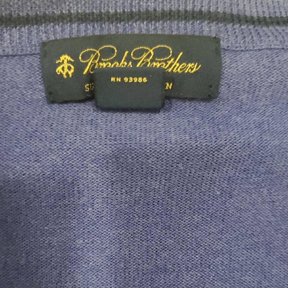Brooks Brothers Elegant V-Neck Blue Sweater for Men - Picture 3 of 7